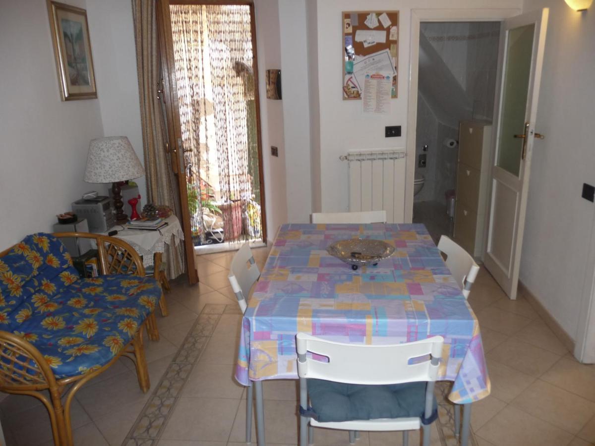 Appartamento In Tipico Carugio Ligure Монтеросо ал Маре Екстериор снимка