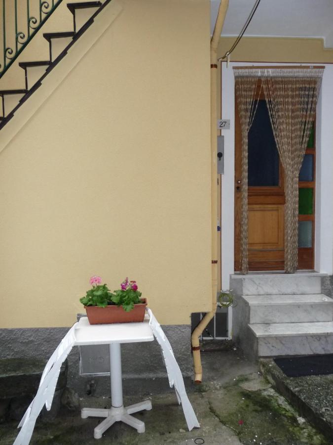 Appartamento In Tipico Carugio Ligure Монтеросо ал Маре Екстериор снимка
